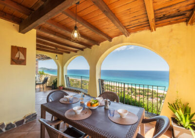 [Breathtaking view] Beautiful with veranda, WiFi,bbq6 guests - 3 bedrooms - 4 beds - 1 bathroomDettagli